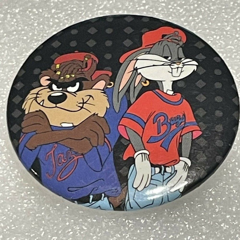 Vtg 1993 Bugs Bunny Taz Promo Movie Pin Back Button Badge Mel Blanc Looney Tunes